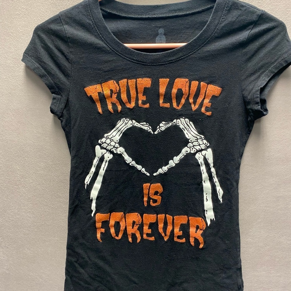 True Love is Forever Jrs T-Shirt SZ S Halloween 3